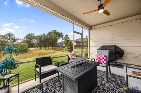 Exterior - 405 Kitty Hawk Rd, Georgetown, TX 78633 photo 9 of 11
