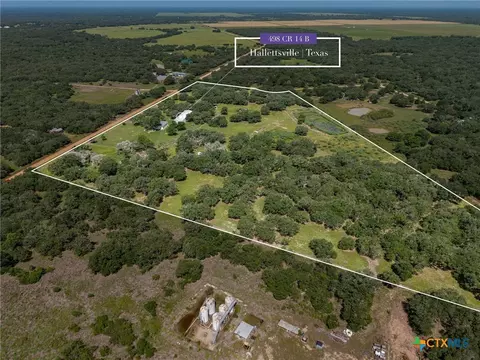 498 County Road 14b, Hallettsville, TX 77964