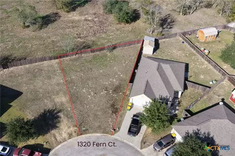 1320 Fern Ct, Gonzales, TX 78629