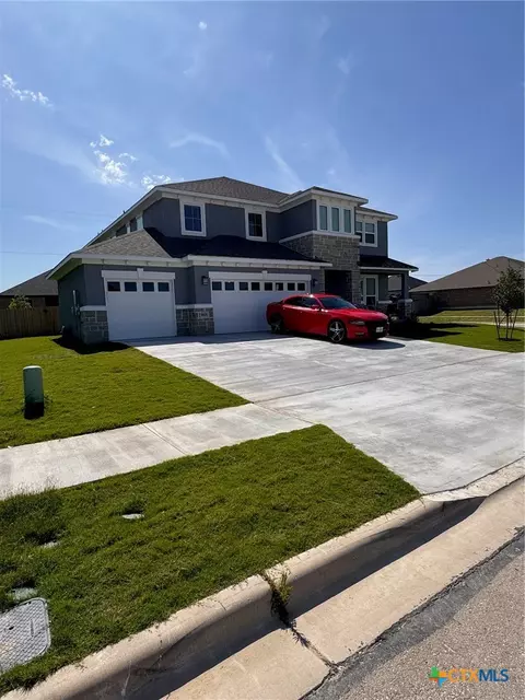8601 Platinum Dr, Killeen, TX 76542