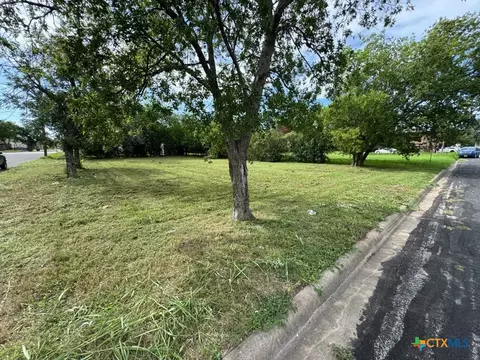 412 N 14th St, Killeen, TX 76541