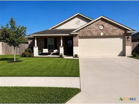 207 Cobble Stone Ct, Victoria, TX 77904