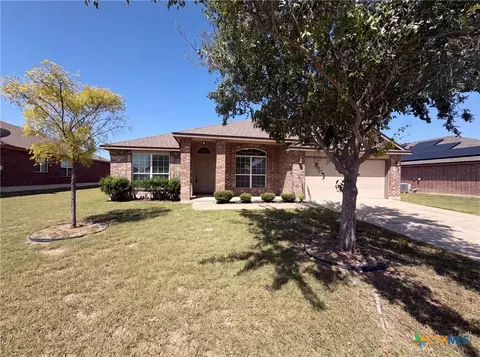 9301 Cricket Dr, Killeen, TX 76542