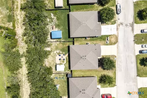 View/Area - 186 Talon, Luling, TX 78648 photo 3 of 6