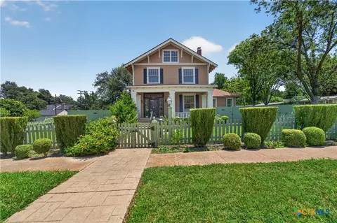 819 N 13th St, Temple, TX 76501