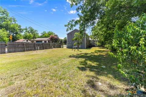 Exterior - 2601 2603 Summer Ave, Waco, TX 76708 photo 5 of 6