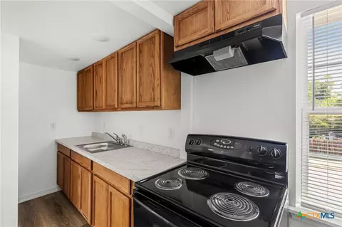 Kitchen - 2601 2603 Summer Ave, Waco, TX 76708 photo 3 of 3