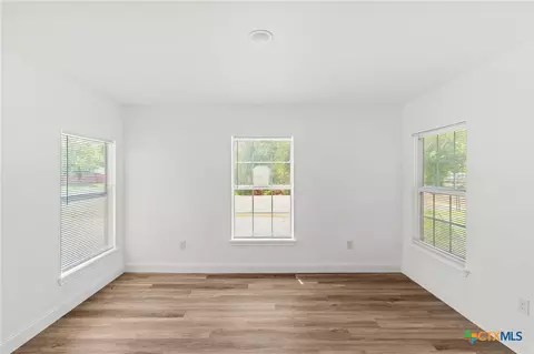 Living - 2601 2603 Summer Ave, Waco, TX 76708 photo 3 of 4