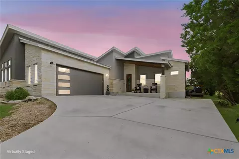 1108 Long Holw, Canyon Lake, TX 78133