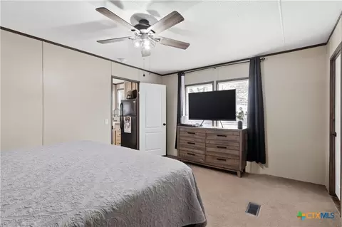 Bedroom - 285 Brianna Ct, Von Ormy, TX 78073 photo 4 of 4