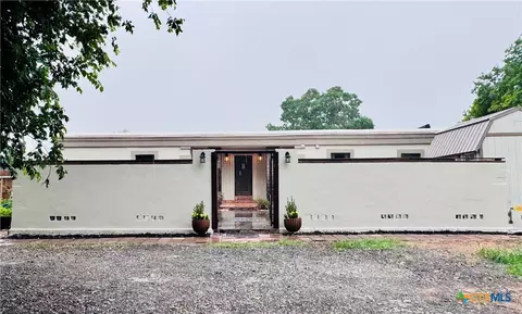 127 Bogie Dr, San Marcos, TX 78666