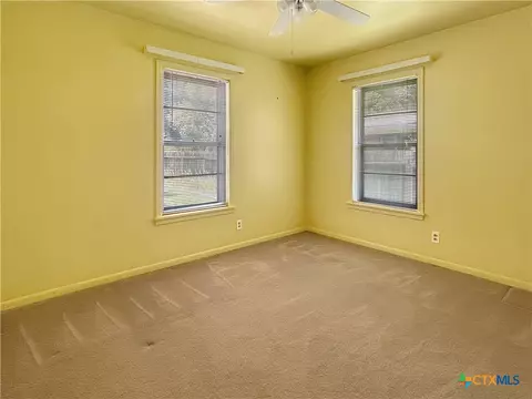 Bedroom - 802 E 14th St, Cameron, TX 76520 photo 4 of 4
