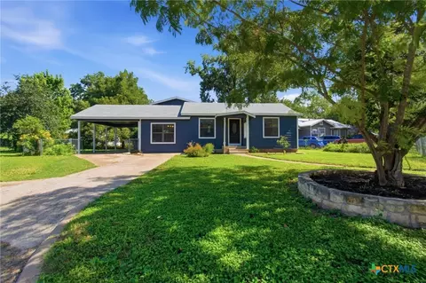 901 Barbara Dr, San Marcos, TX 78666