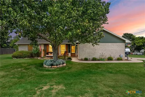 101 Brown Dr, Eddy, TX 76524