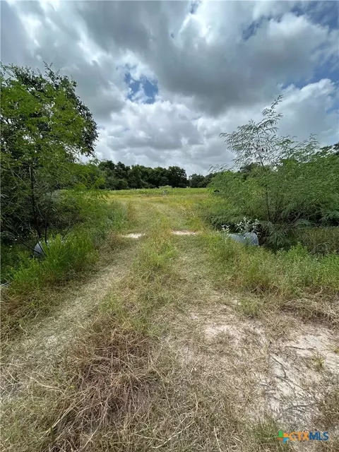 176 Loop Rd, Seadrift, TX 77983 photo 12