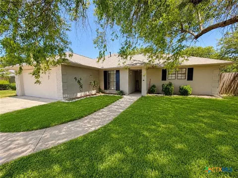 3310 Forest Hill Dr, Killeen, TX 76542