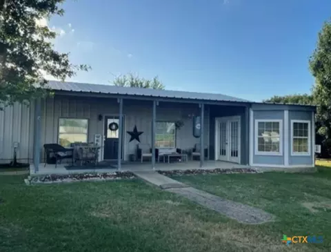 616 Rockdale St, Lexington, TX 78947