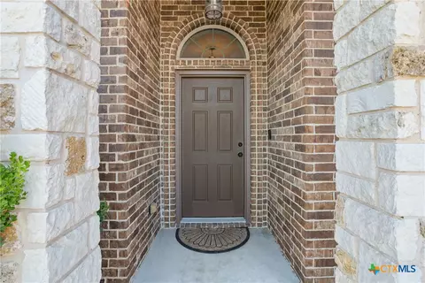 Entry Way - 10559 Hartrick Bluff Rd, Temple, TX 76502 photo 1 of 3