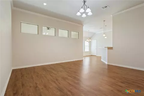 Living - 10559 Hartrick Bluff Rd, Temple, TX 76502 photo 3 of 4