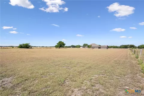 Exterior - 10559 Hartrick Bluff Rd, Temple, TX 76502 photo 4 of 5