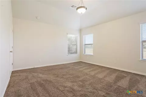 Bedroom - 10559 Hartrick Bluff Rd, Temple, TX 76502 photo 3 of 7