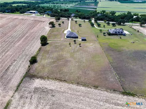 View/Area - 10559 Hartrick Bluff Rd, Temple, TX 76502 photo 7 of 9