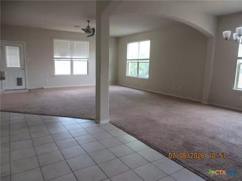 Living - 1305 Blue Leaf Dr, Temple, TX 76502 photo 1 of 4