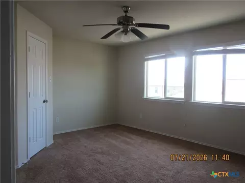 Bedroom - 1305 Blue Leaf Dr, Temple, TX 76502 photo 3 of 4