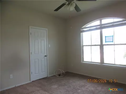 Bedroom - 1305 Blue Leaf Dr, Temple, TX 76502 photo 2 of 4