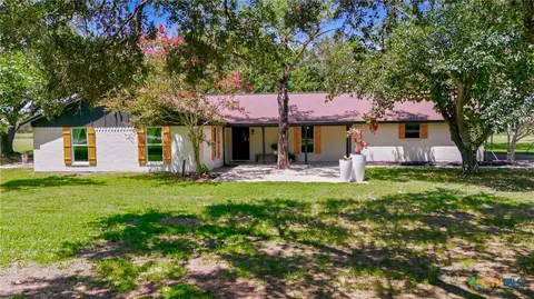 3694 Coletoville Rd, Victoria, TX 77905