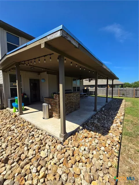 Exterior - 129 Diamondback Cv, Buda, TX 78610 photo 6 of 9