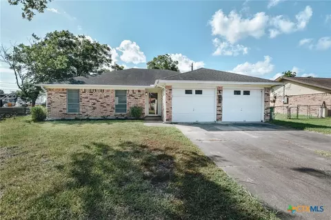 803 Mclane St, Victoria, TX 77904