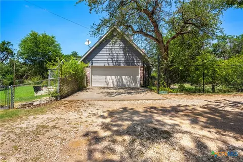 Exterior - 10302 Rocking H Rd, Salado, TX 76571 photo 5 of 6