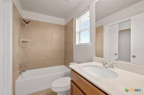 Bath - 2417 Stoneham, Temple, TX 76504 photo 1 of 2