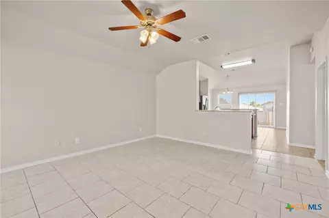 Living - 2417 Stoneham, Temple, TX 76504 photo 2 of 4