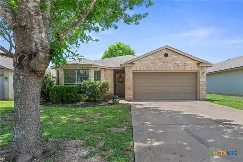 303 Liberty St, Hutto, TX 78634