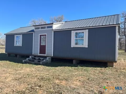 3090 Cr 442, Stockdale, TX 78160