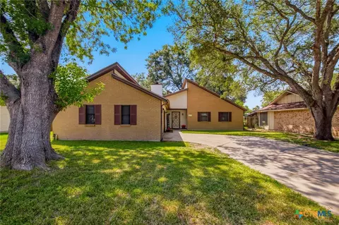 217 Kirkwall St, Victoria, TX 77904