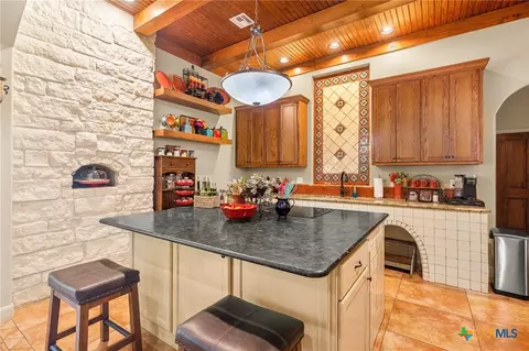 Kitchen - 166 Post Oak Bnd, Inez, TX 77968 photo 3 of 5