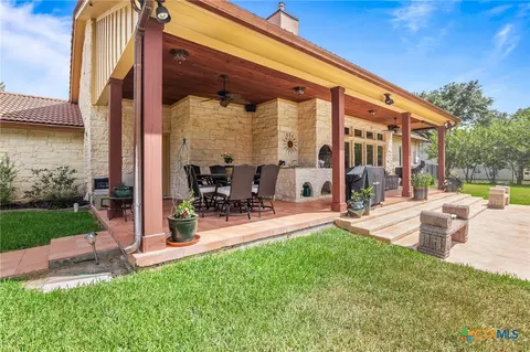 Exterior - 166 Post Oak Bnd, Inez, TX 77968 photo 2 of 10
