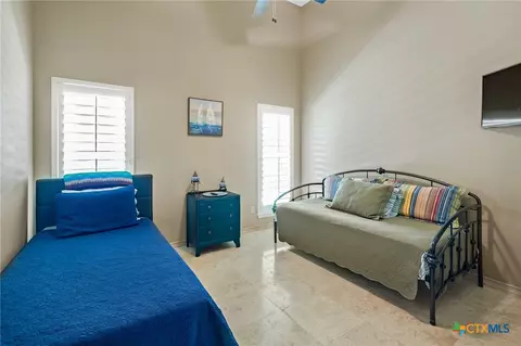 Bedroom - 166 Post Oak Bnd, Inez, TX 77968 photo 3 of 4