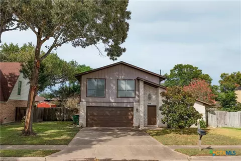 201 Heather St, Victoria, TX 77904