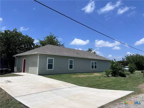 Exterior - 668 Commerce St, Bloomington, TX 77951 photo 1 of 1