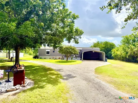 549 County Road 431, Lolita, TX 77971