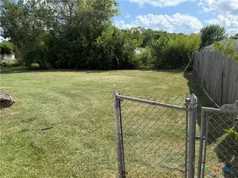 lot4 S Virginia, Port Lavaca, TX 77979