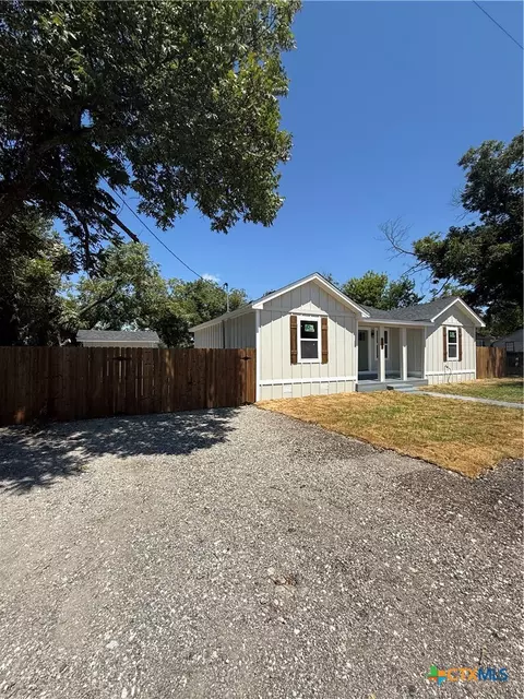 1110 W Calhoun Ave, Temple, TX 76504