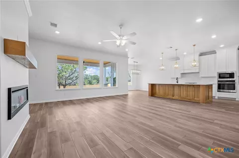 Living - 5140 Comanche Dr, Temple, TX 76502 photo 1 of 3