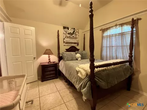 Bedroom - 210 Ranchgate Trl, Mcgregor, TX 76657 photo 3 of 3