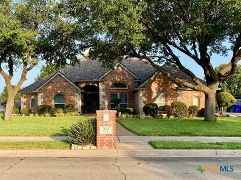 Exterior - 210 Ranchgate Trl, Mcgregor, TX 76657 photo 5 of 7