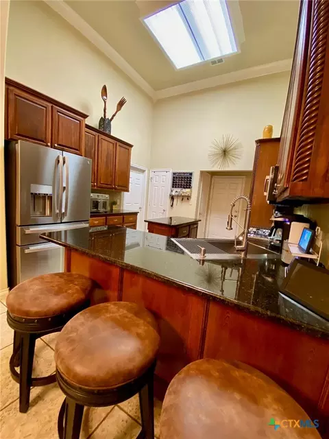 Kitchen - 210 Ranchgate Trl, Mcgregor, TX 76657 photo 2 of 2